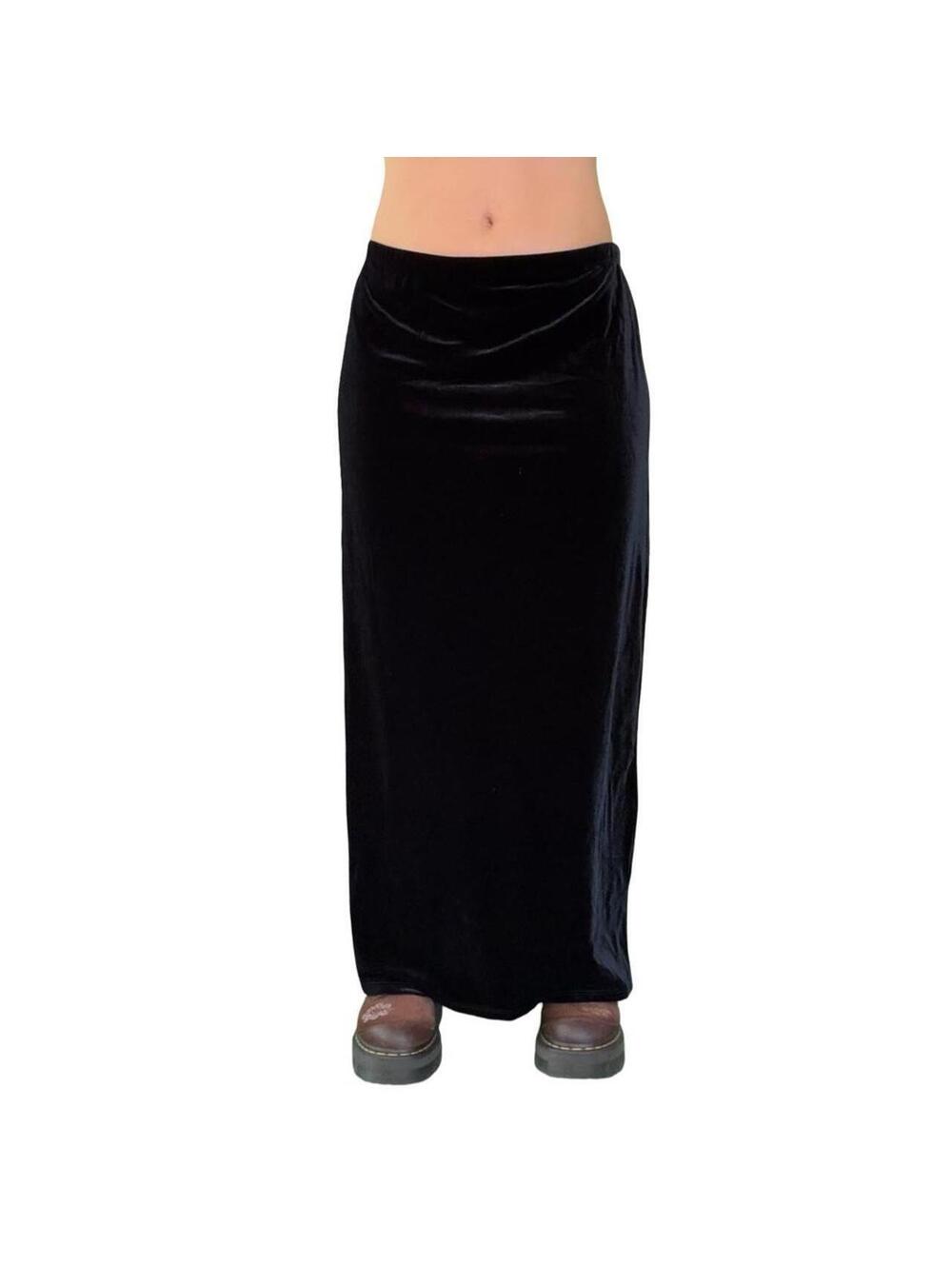 Y2K TRAD GOTH MINIMALIST SKIRT